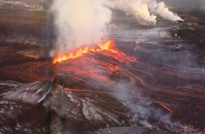 icelandic-rift-eruption.jpg